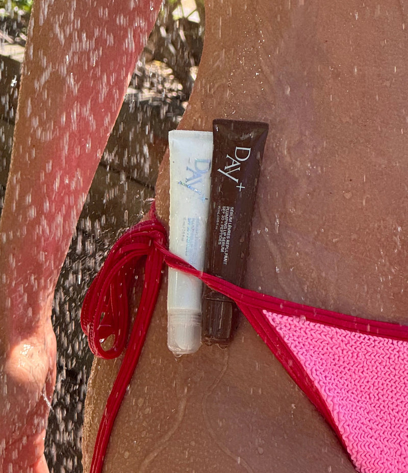 Duo de sérums lèvres teintés : chocolat et pailleté.