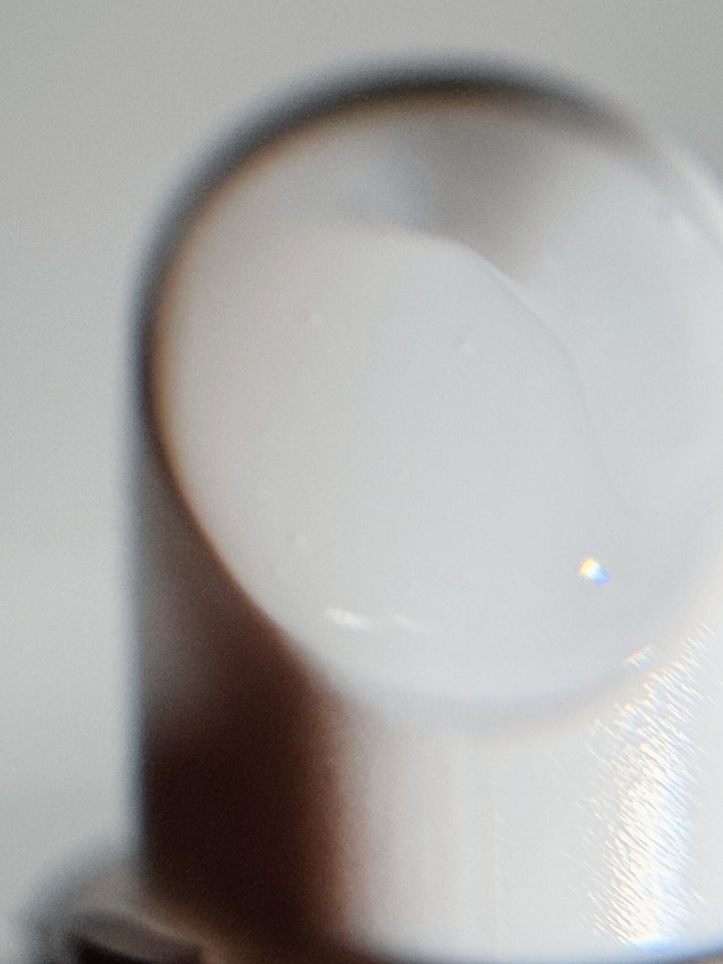 Zoom sur la texture du Soin Lèvres Absolu.