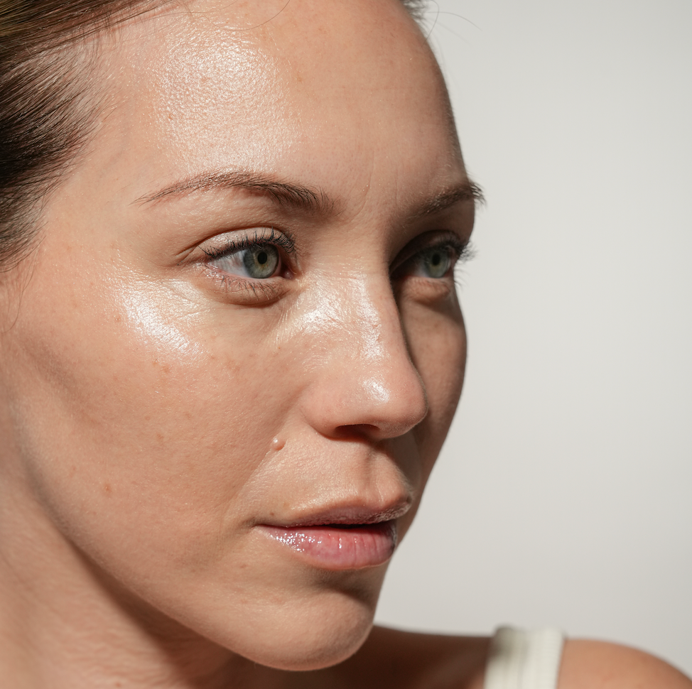 Dites adieu aux imperfections : Les secrets d'un masque visage naturel pour une peau éclatante
