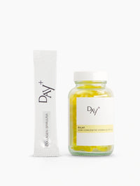 Duo de compléments alimentaires pour une peau parfaite composé des Stick au Collagène à boire et des capsules de Soin Concentré Hydra-nutrition.