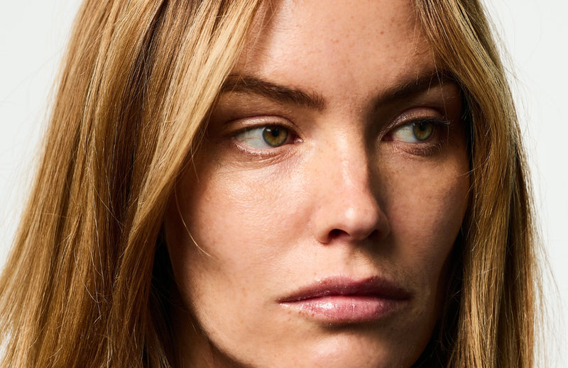 Zoom sur la peau d'une femme.