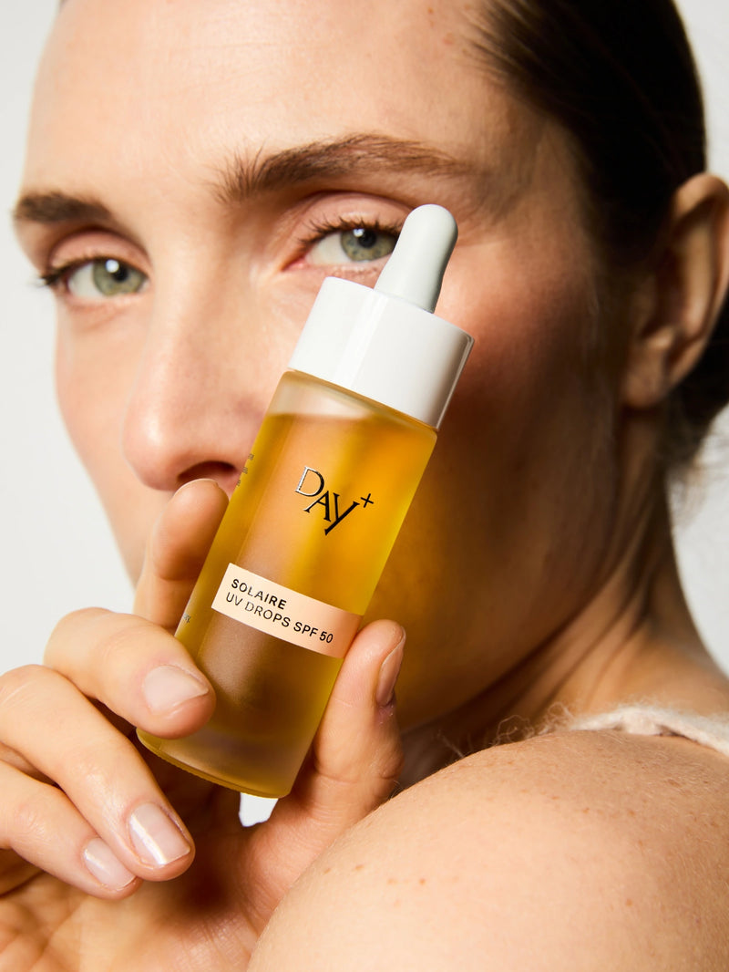 Flacon du sérum solaire SPF 50, les UV Drops SPF 50.